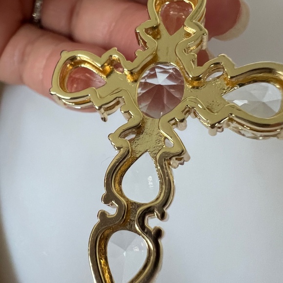 Copacabana Gold and Diamond Cross Necklace - Picture 8 of 8